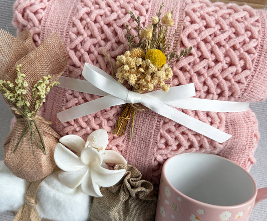 Blush Pink Cozy Gift Box | Thoughtful Spring Gift komorebi INC