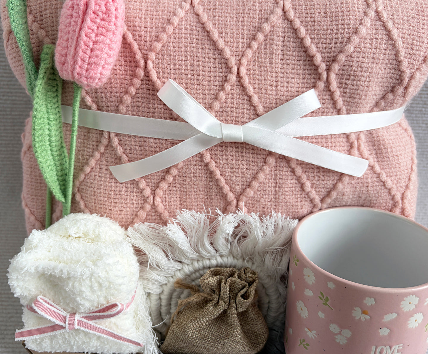 Blush Pink Self Care Gift Box | Daisy LOVE Ceramic Mug komorebi INC