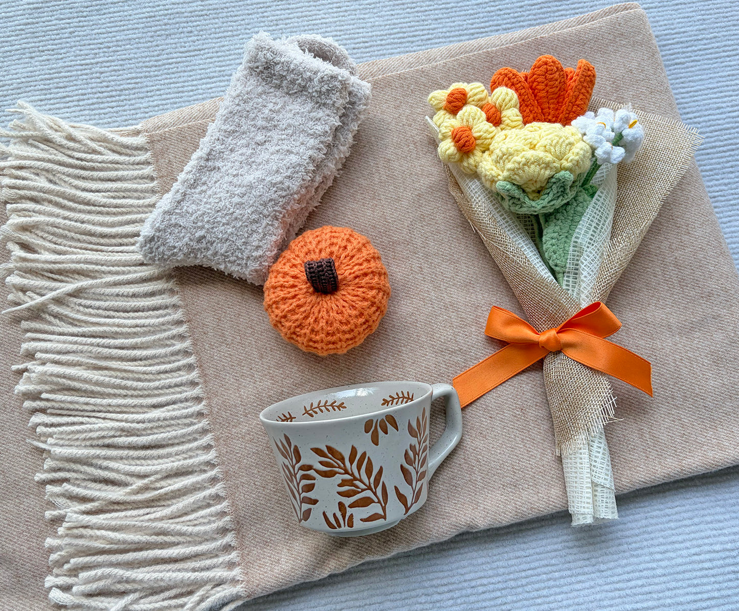 Warm Neutral Fall Floral Self-Care Gift Box for Her Cozy Autumn Harvest Set komorebi INC