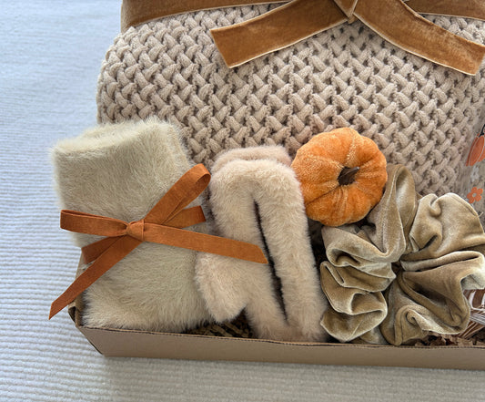 Cozy Fall Gift Basket for Her - Nestlygift