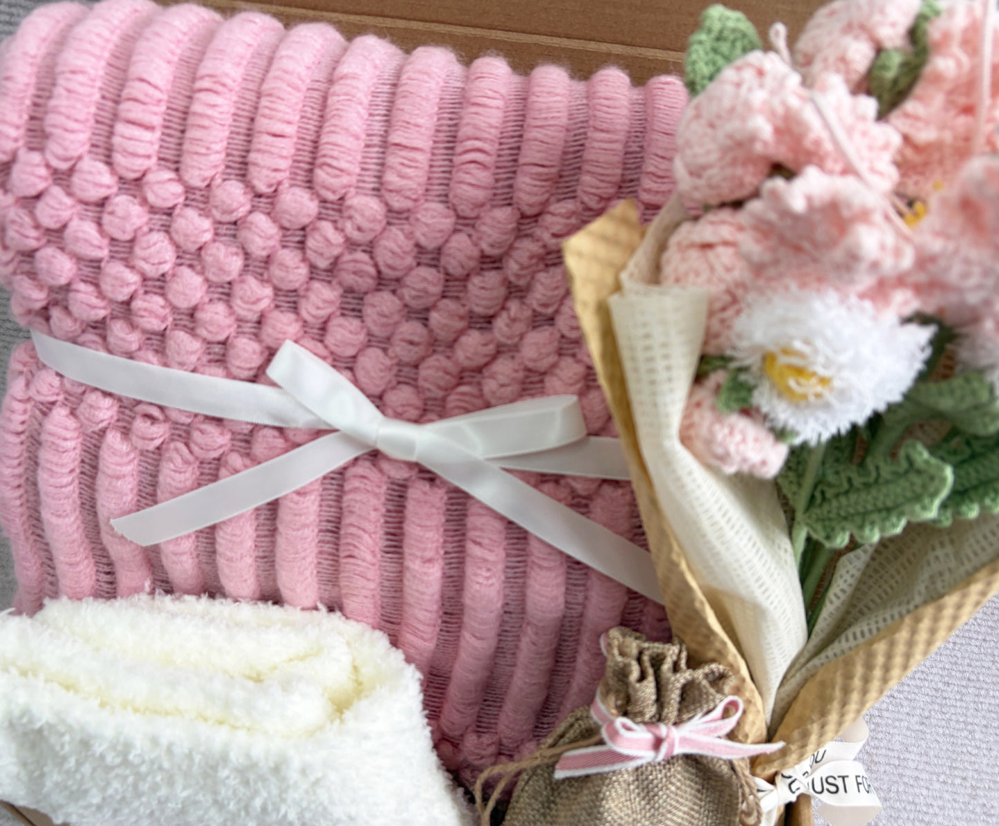 Blush Pink Self Care Gift Box | Soft Crochet Flower Set komorebi INC