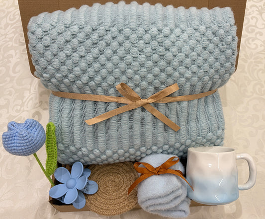 Sky Blue | Fluffy Bubble Serene Sky Soft Knit Blanket Gift Box
