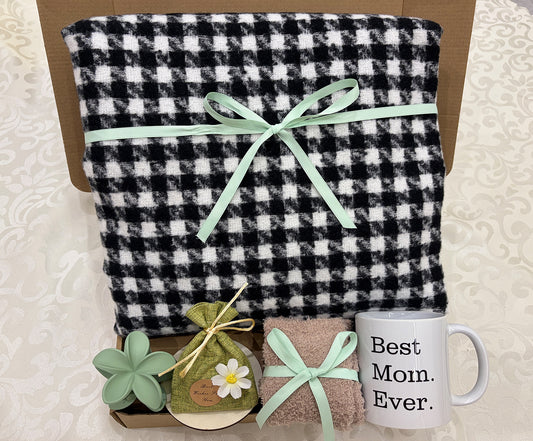 Timeless Mom’s Cozy Check | Black & White Plush Blanket Gift Set for Mom
