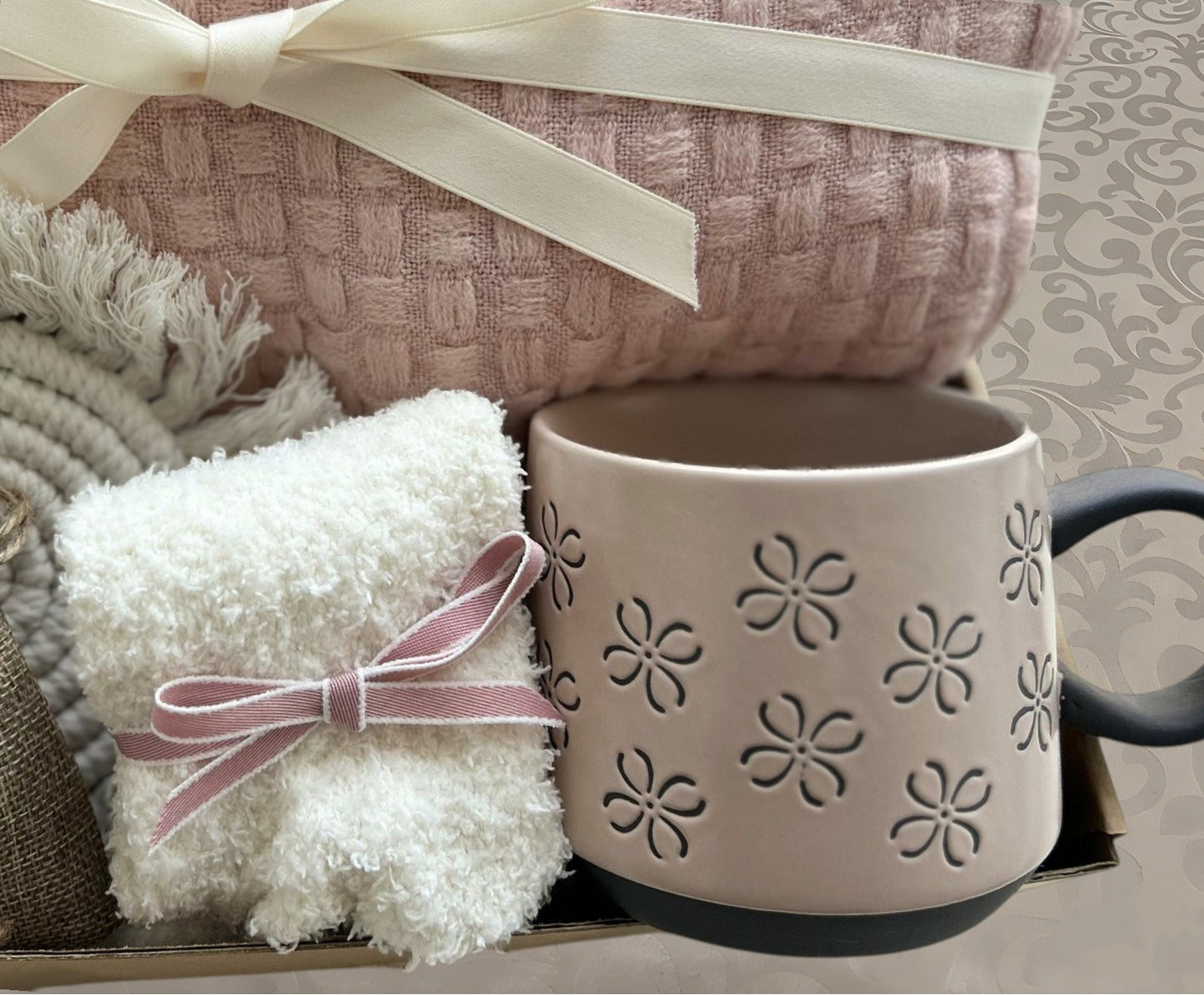 Blush Pink Blanket Gift Box | Spring Pink Care Package