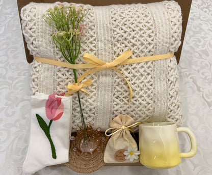 Sunshine Tulip Cozy Gift Box | Knit Blanket & Mug Set