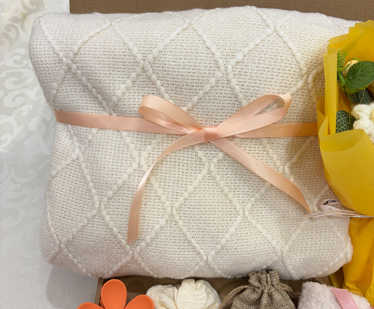 Sunny Hush | Luxury Cream Handmade Self-Care Gift Basket for Her
