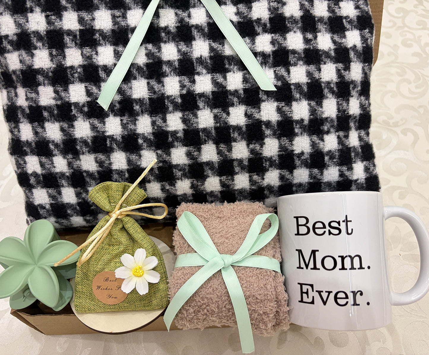 Timeless Mom’s Cozy Check | Black & White Plush Blanket Gift Set for Mom