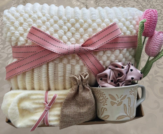 Cream Blanket Gift Box | Pink Crochet Tulips & Mug Set