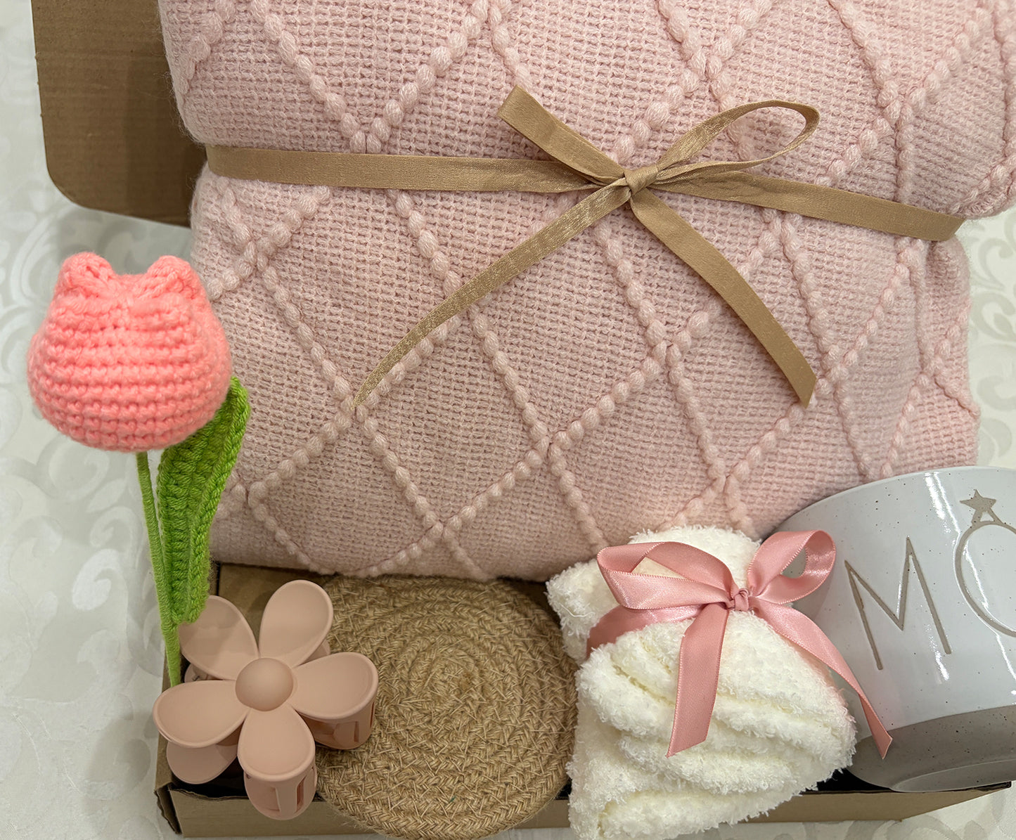 Warmth & Comfort | Blush Knit Blanket Gift Set for Mom & Loved Ones