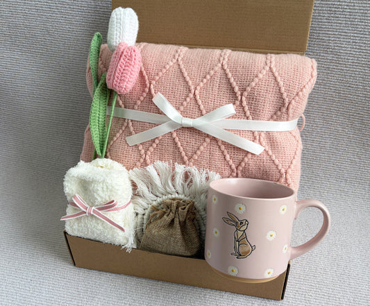 Blush Pink Self Care Gift Box | Daisy LOVE Ceramic Mug komorebi INC