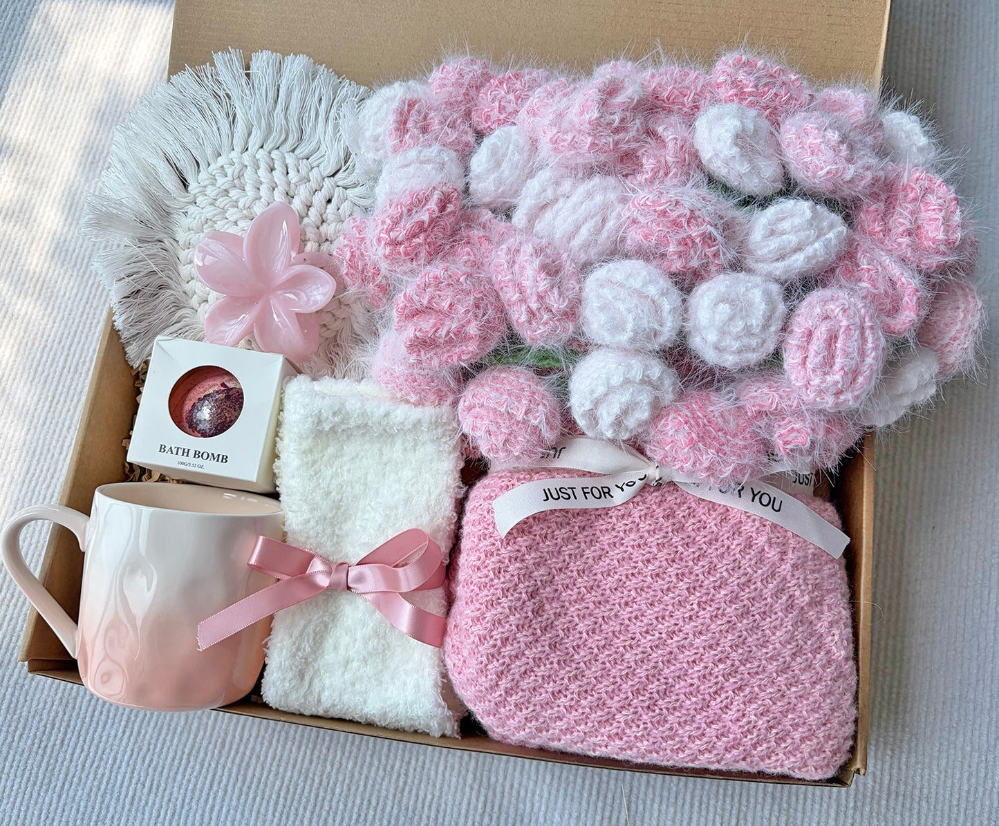 Dreamy Blush Pink Floral Self-Care Spa Gift Box for Her – Soft Cozy Relaxation Set komorebi INC