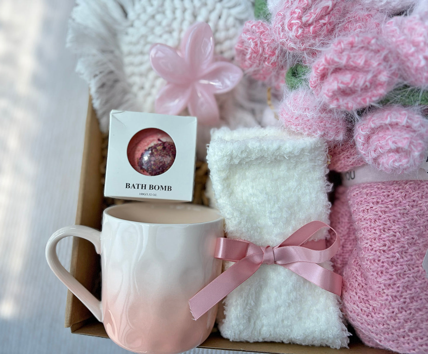 Dreamy Blush Pink Floral Self-Care Spa Gift Box for Her – Soft Cozy Relaxation Set komorebi INC