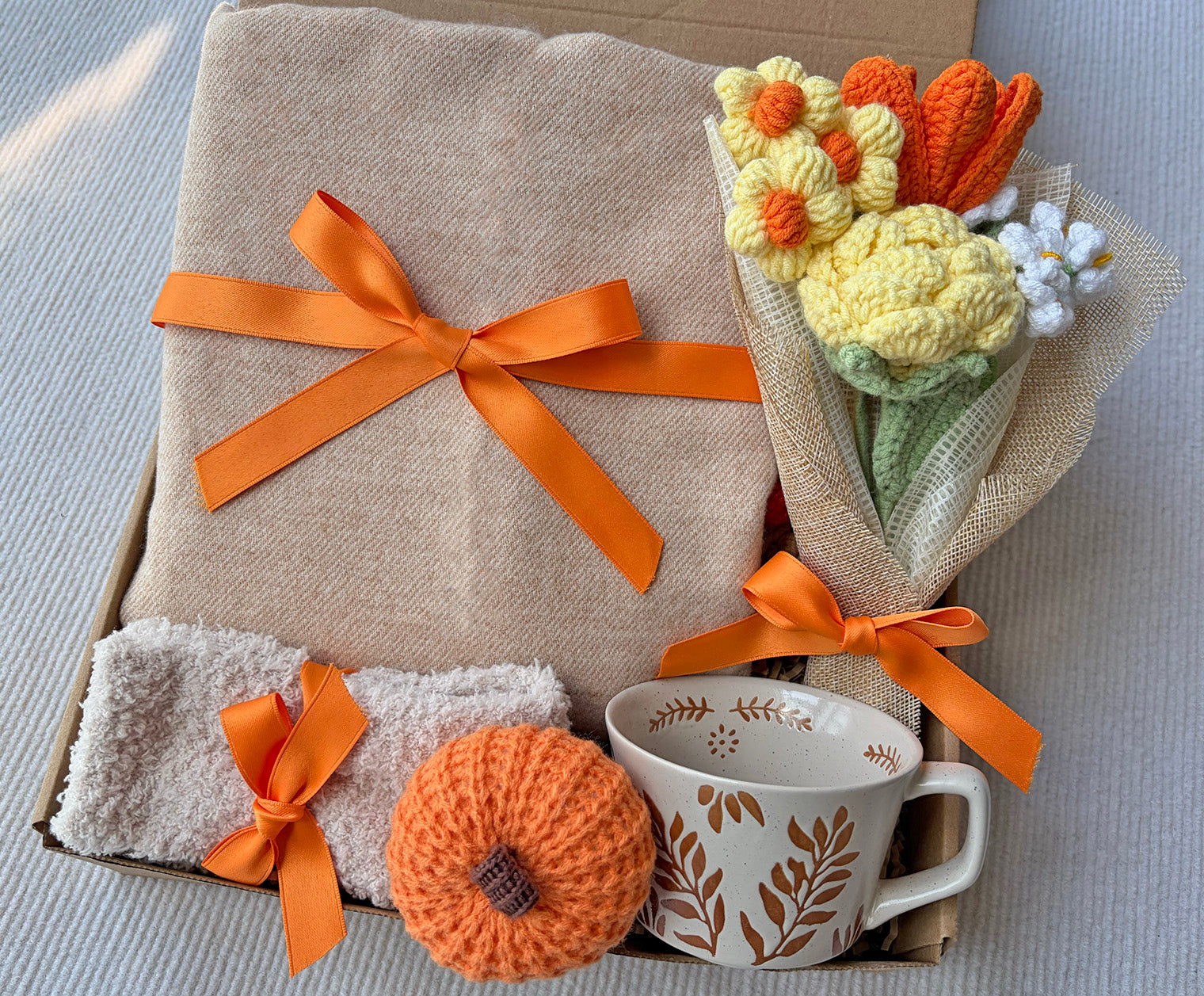 Warm Neutral Fall Floral Self-Care Gift Box for Her Cozy Autumn Harvest Set komorebi INC