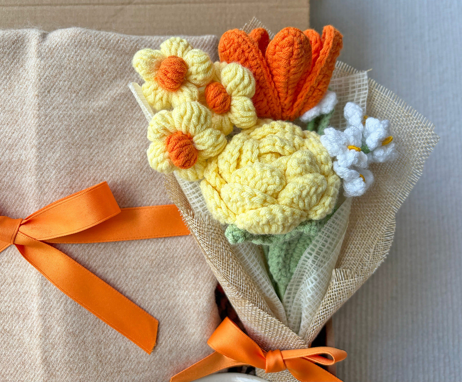 Warm Neutral Fall Floral Self-Care Gift Box for Her Cozy Autumn Harvest Set komorebi INC