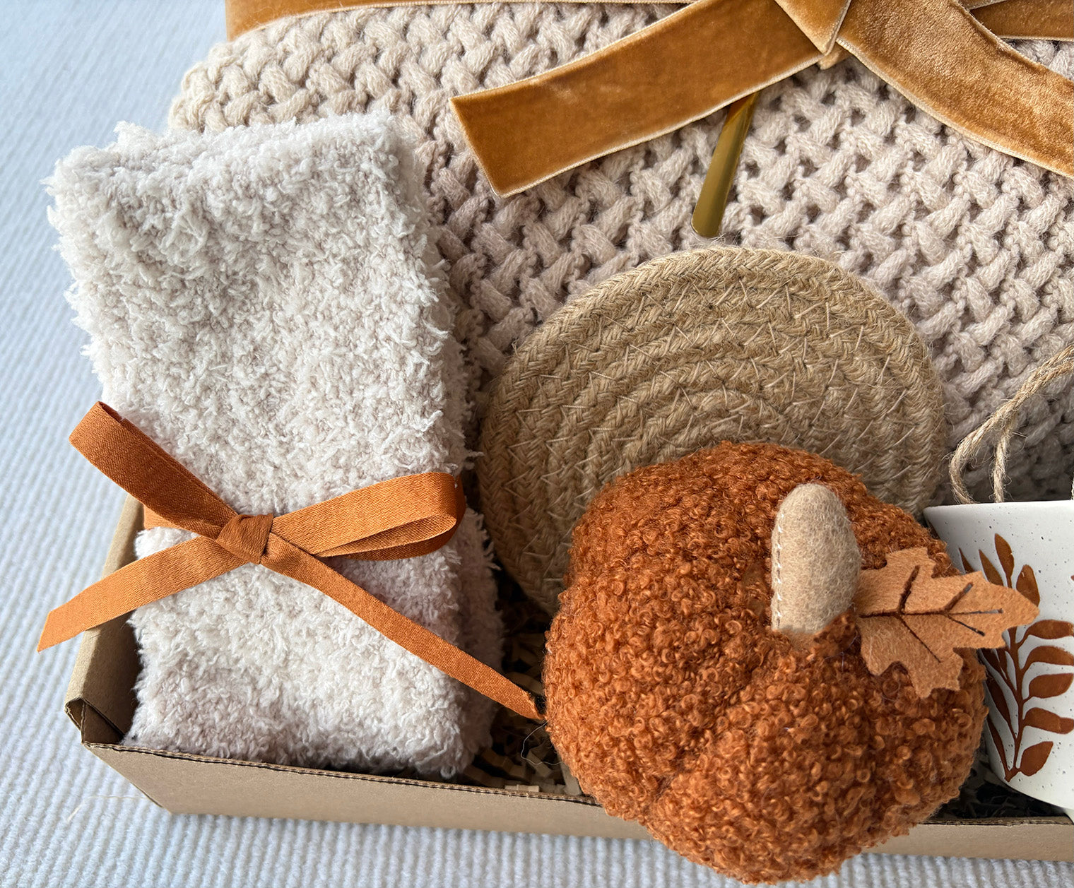 Fall Cozy Self-Care Gift Basket for Her - Nestlygift