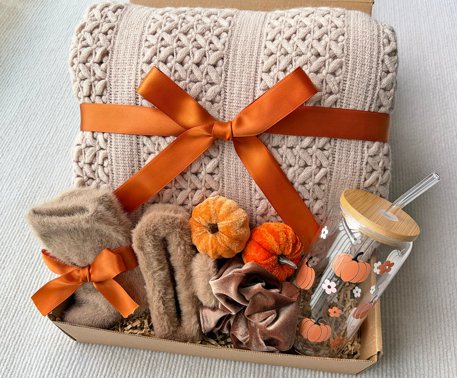 Neutral Oatmeal Fall Floral Pumpkin Self-Care Gift Box for Women – Cozy Autumn Harvest Set komorebi INC
