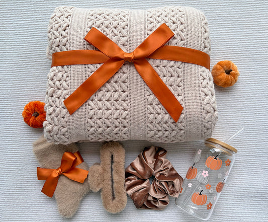 Neutral Oatmeal Fall Floral Pumpkin Self-Care Gift Box for Women – Cozy Autumn Harvest Set komorebi INC
