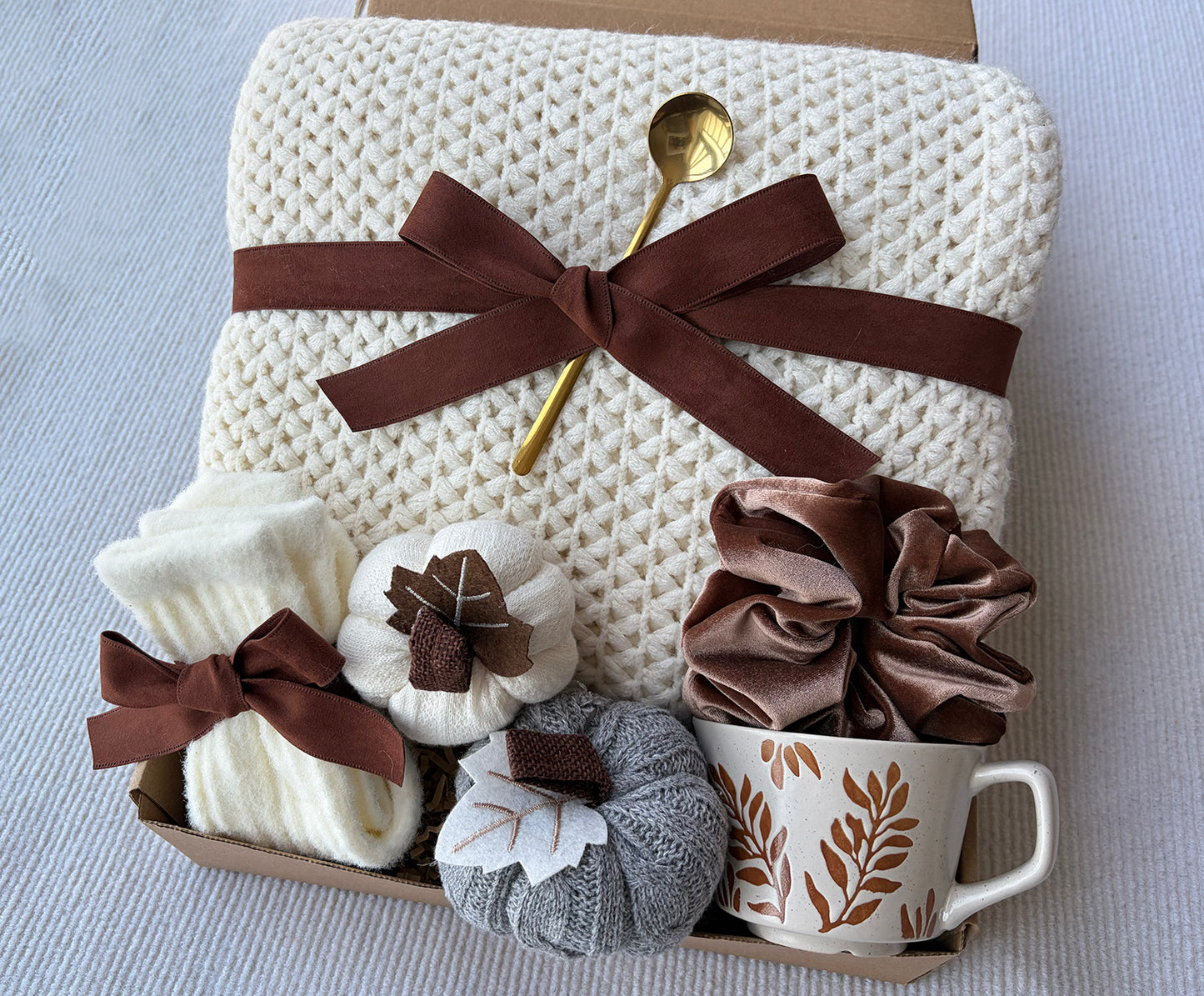 Neutral Fall Cozy Gift Basket for Her - Nestlygift