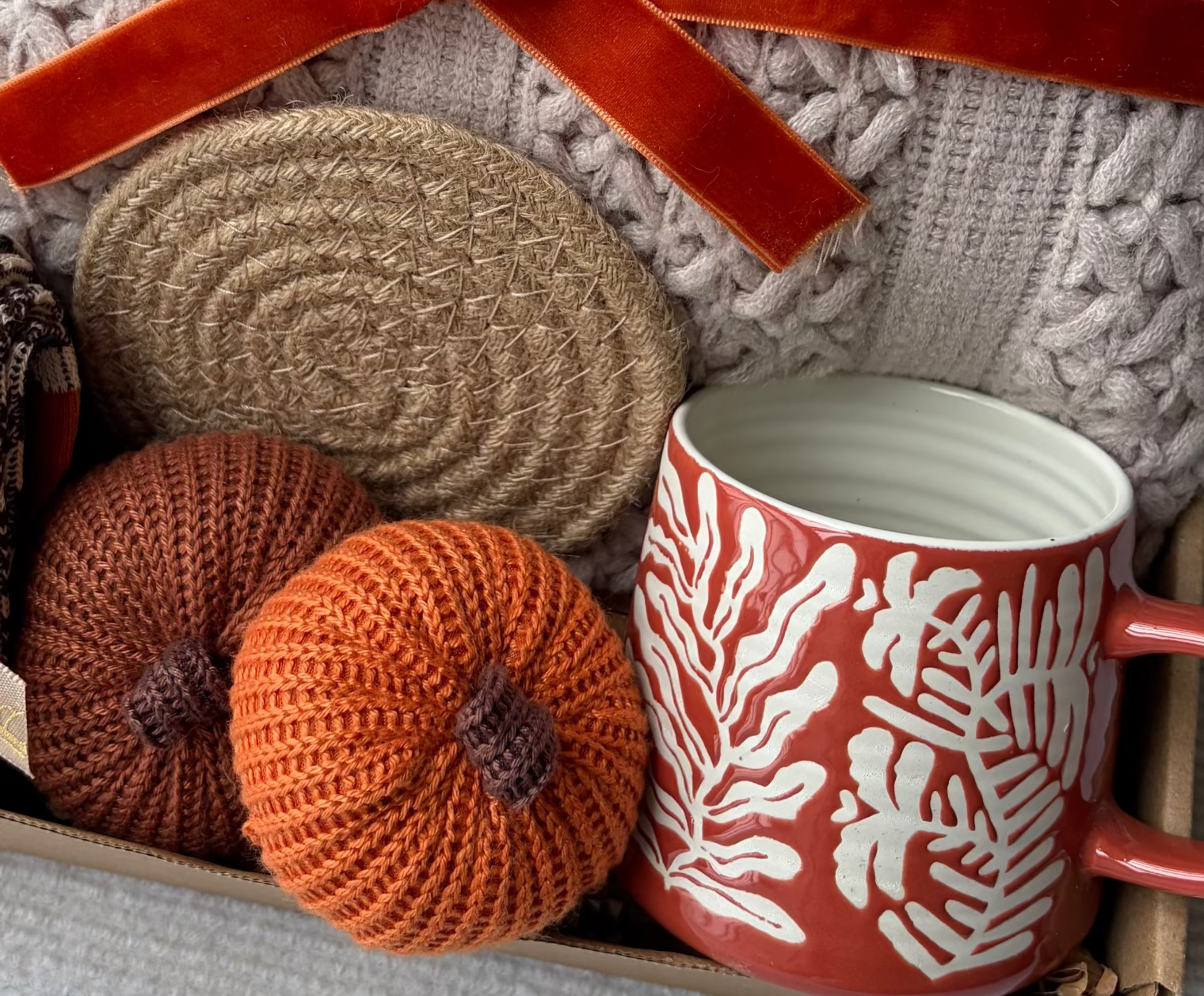 Cozy Pumpkin Gift Box | Autumn Perfect Self Care Gift Set komorebi INC