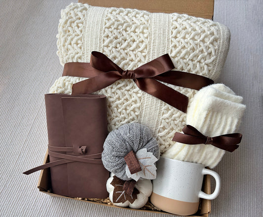 Cozy Fall Gift Basket for Women Autumn Self Care Gift Set komorebi INC