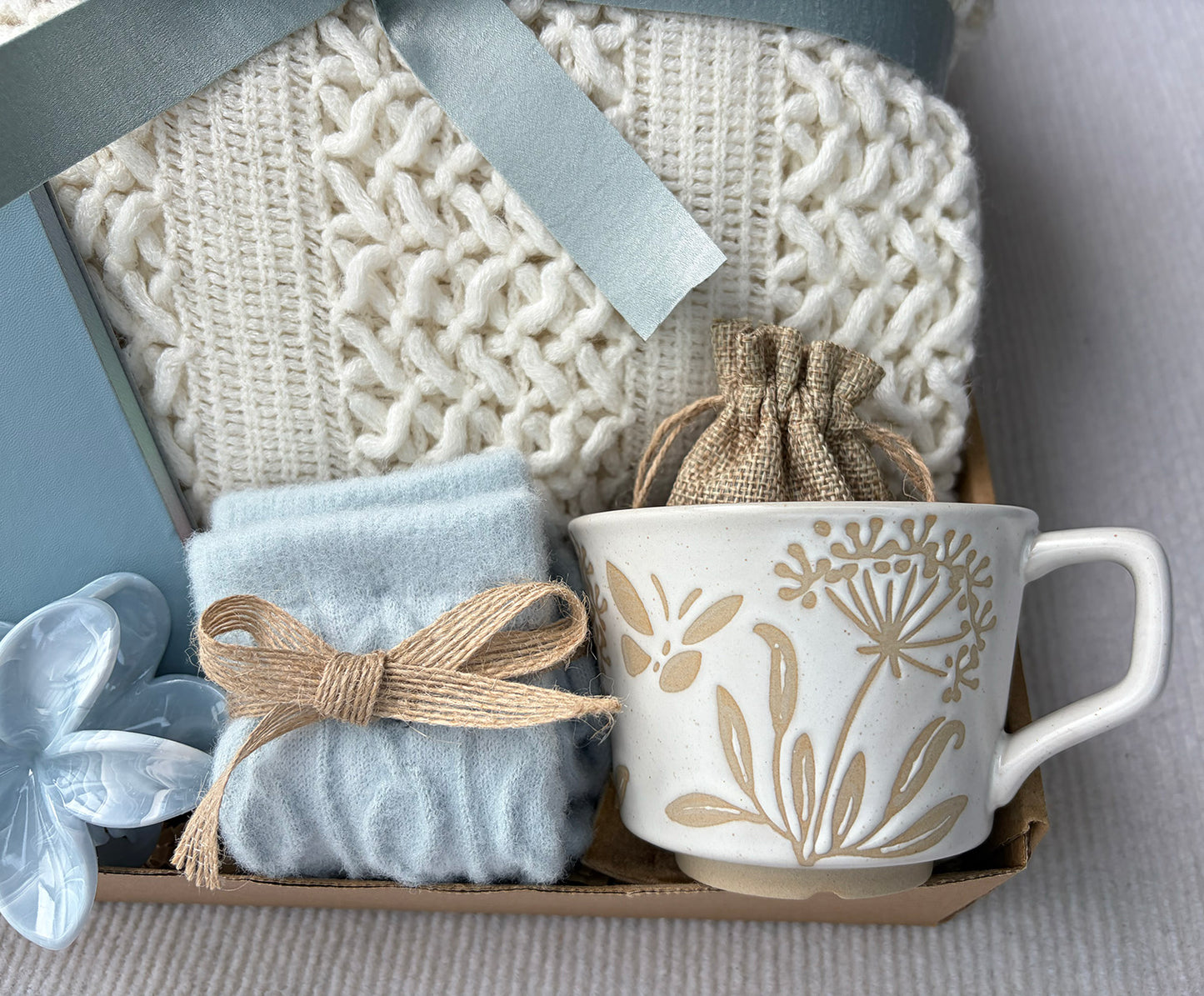 Cream Dusty Blue Cozy Gift Basket for Her – Self Care Gift Box komorebi INC