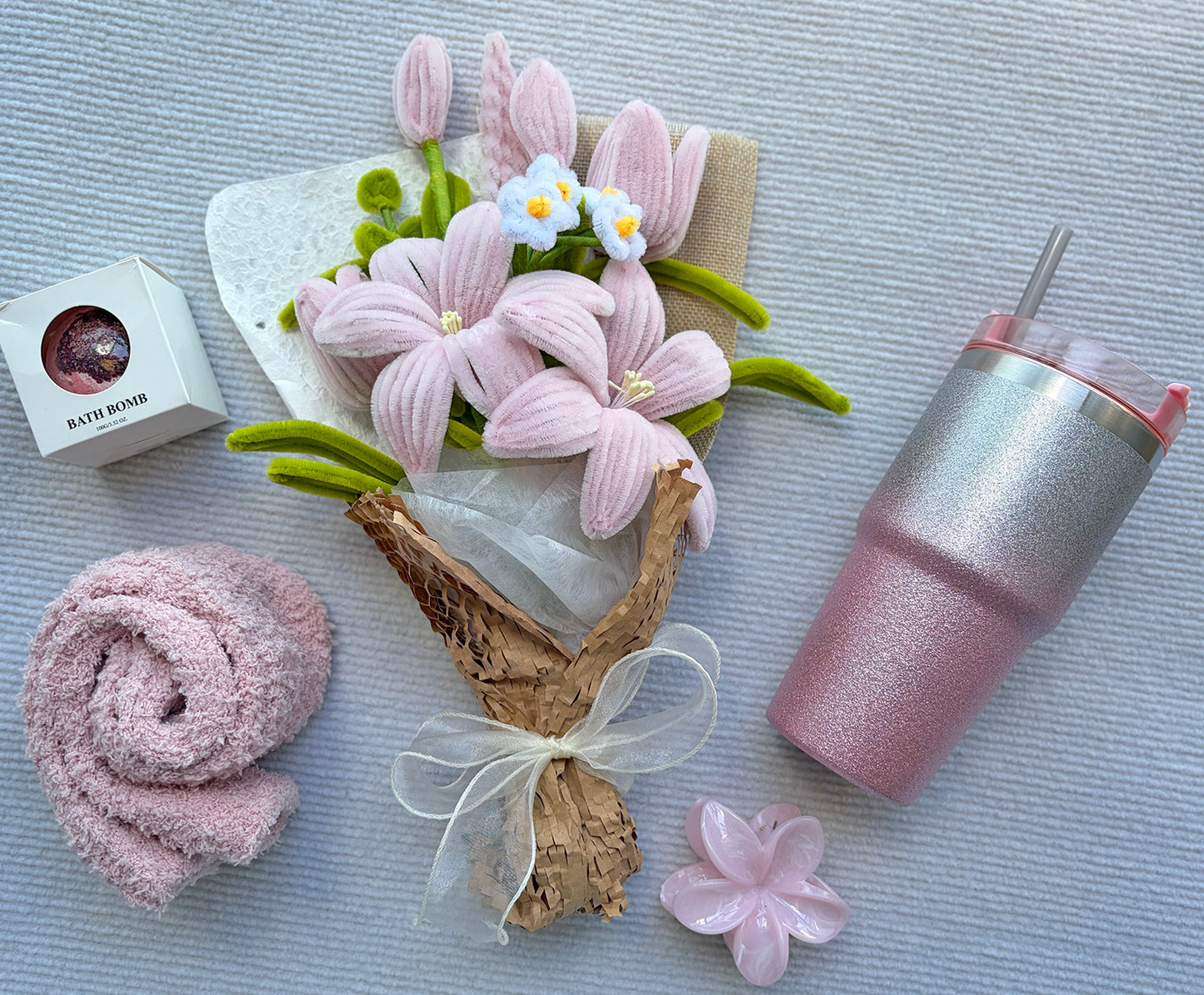 Blush Pink Floral Self-Care Spa Gift Box for Her – Dreamy Pastel Relaxation Set komorebi INC