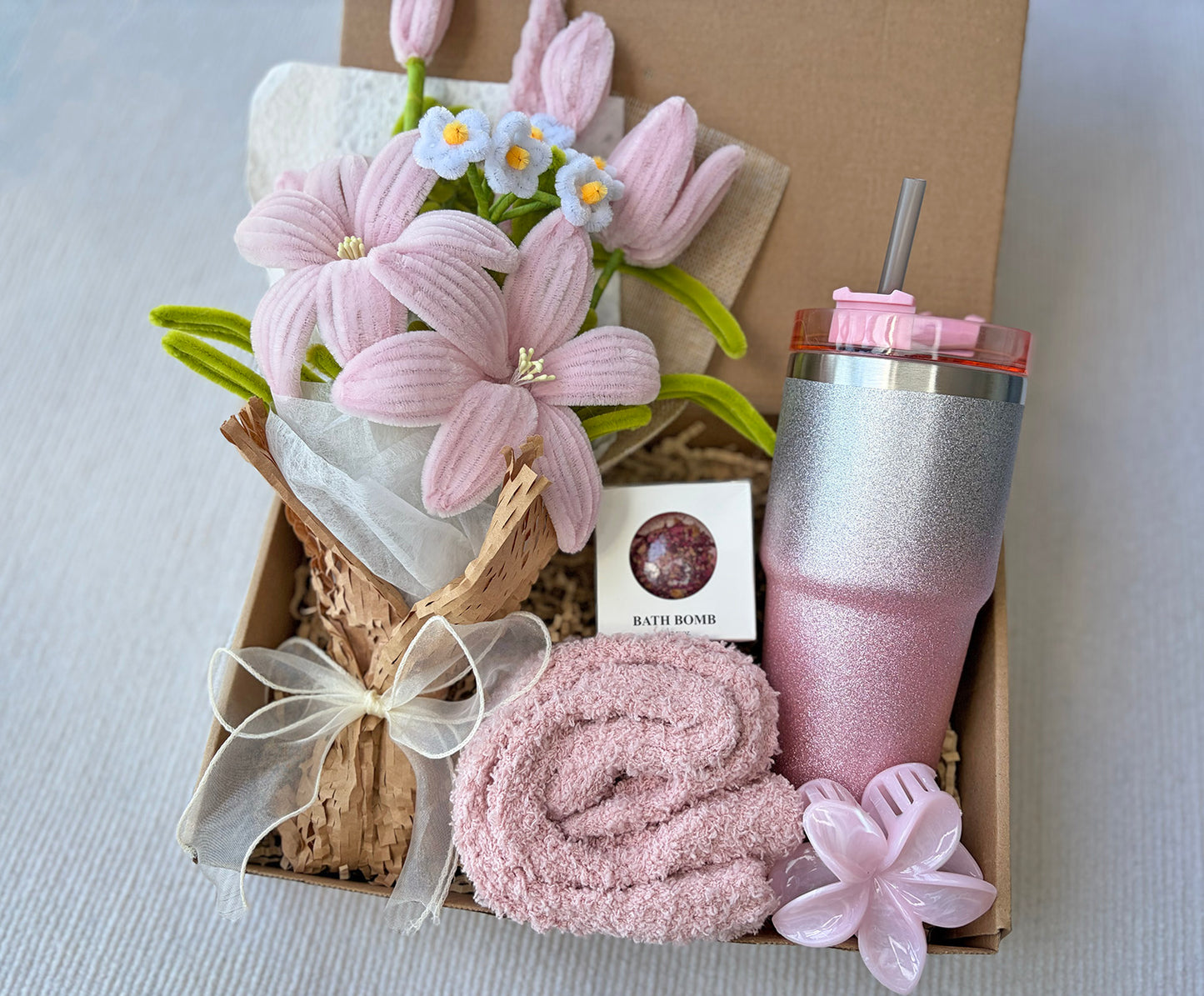 Blush Pink Floral Self-Care Spa Gift Box for Her – Dreamy Pastel Relaxation Set komorebi INC