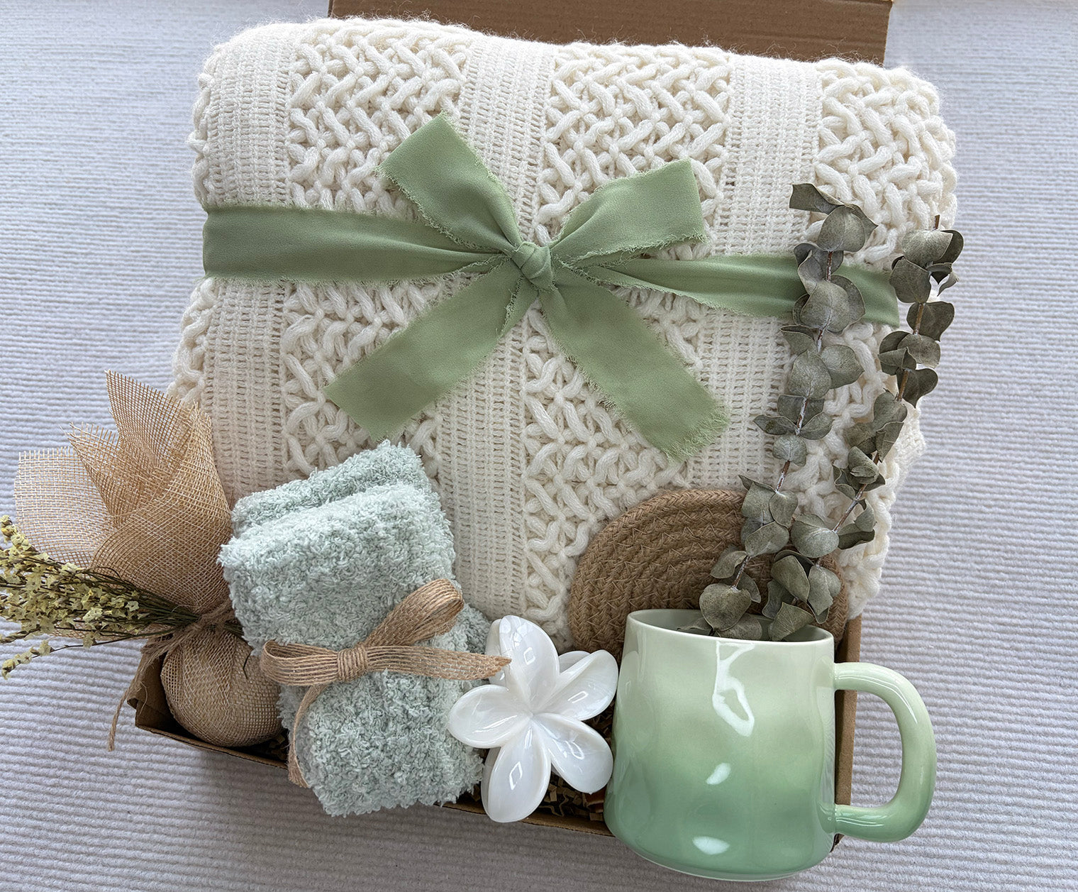 Cream Sage Green Cozy Gift Basket for Her – Self Care Gift Box komorebi INC