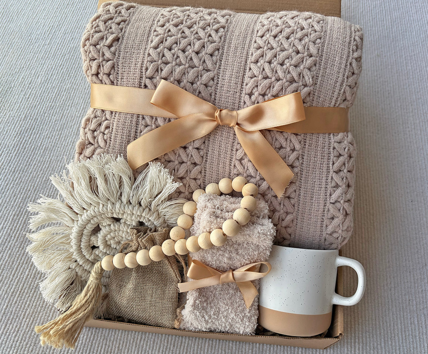 Warm Neutral Farmhouse Self-Care Gift Box for Her – Cozy Calm Relaxation Set komorebi INC